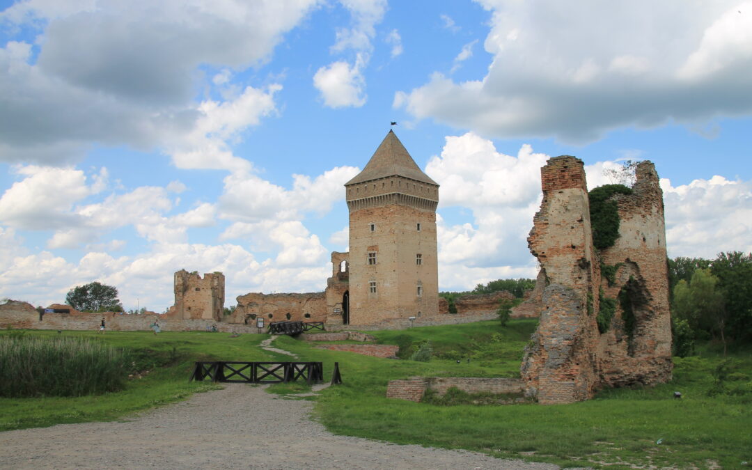 Kulturno nasleđe Srbije: Tvrđava i franjevački samostan u Baču
